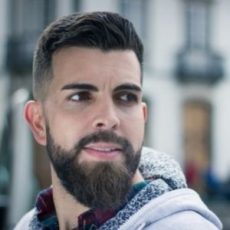 Trim, Straighten, and Style Your Ducktail Beard